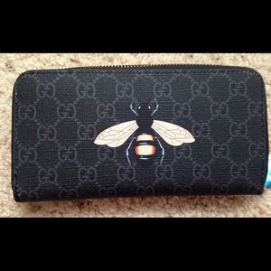 Gucci wallet